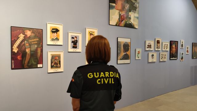 Fotografía 30 de 116 de la exposición «Mujer y Guardia Civil» en Burgos
