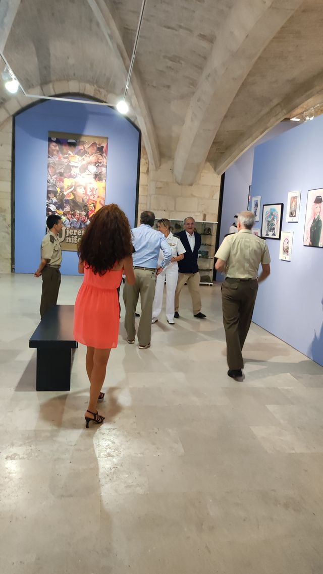 Fotografía 78 de 116 de la exposición «Mujer y Guardia Civil» en Burgos