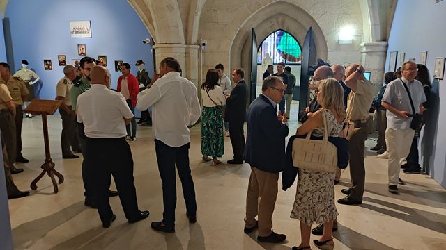 Fotografía 94 de 116 de la exposición «Mujer y Guardia Civil» en Burgos