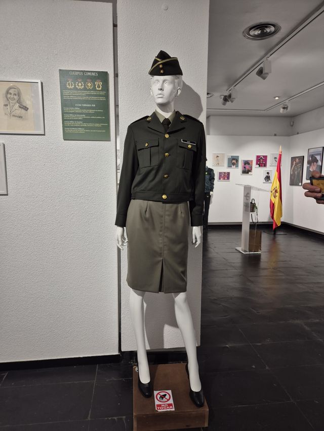 Fotografía 23 de 62 de la exposición «Mujer y Guardia Civil» en Guadalajara