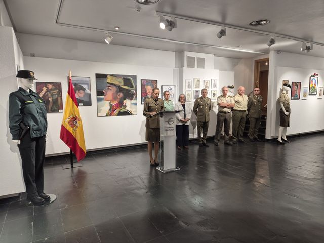 Fotografía 33 de 62 de la exposición «Mujer y Guardia Civil» en Guadalajara