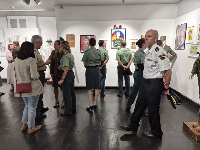 Fotografía 42 de 62 de la exposición «Mujer y Guardia Civil» en Guadalajara