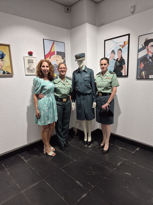 Fotografía 44 de 62 de la exposición «Mujer y Guardia Civil» en Guadalajara