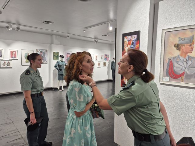 Fotografía 57 de 62 de la exposición «Mujer y Guardia Civil» en Guadalajara