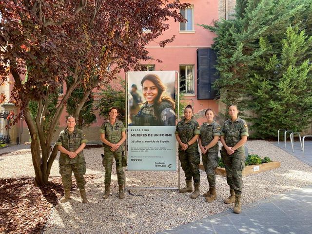 Fotografía 23 de 47 de la exposición «Mujer y Guardia Civil» en Huesca