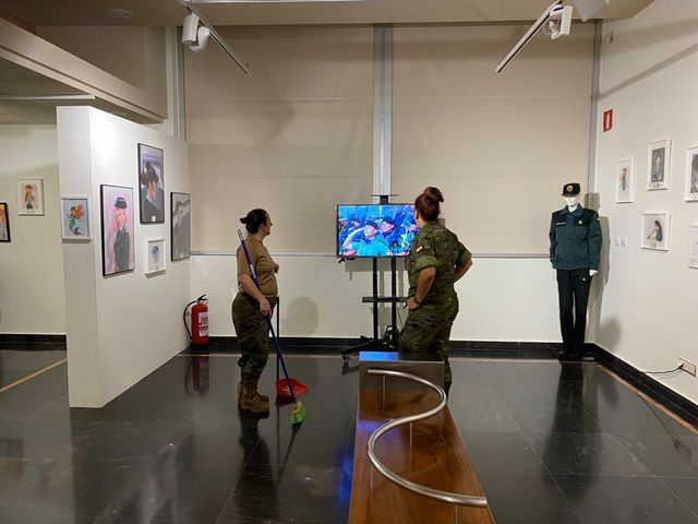 Fotografía 30 de 47 de la exposición «Mujer y Guardia Civil» en Huesca