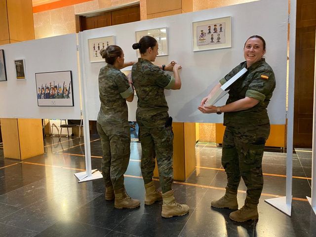 Fotografía 34 de 47 de la exposición «Mujer y Guardia Civil» en Huesca