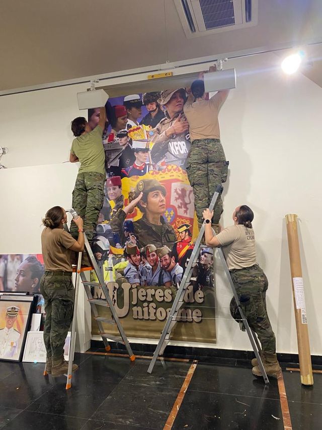 Fotografía 37 de 47 de la exposición «Mujer y Guardia Civil» en Huesca