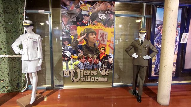 Fotografía 11 de 71 de la exposición «Mujer y Guardia Civil» en Soria