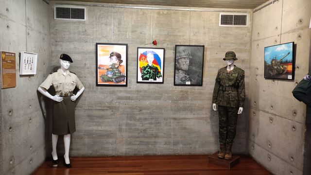 Fotografía 37 de 71 de la exposición «Mujer y Guardia Civil» en Soria