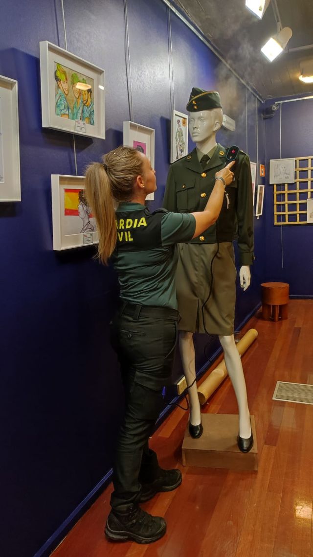 Fotografía 68 de 71 de la exposición «Mujer y Guardia Civil» en Soria