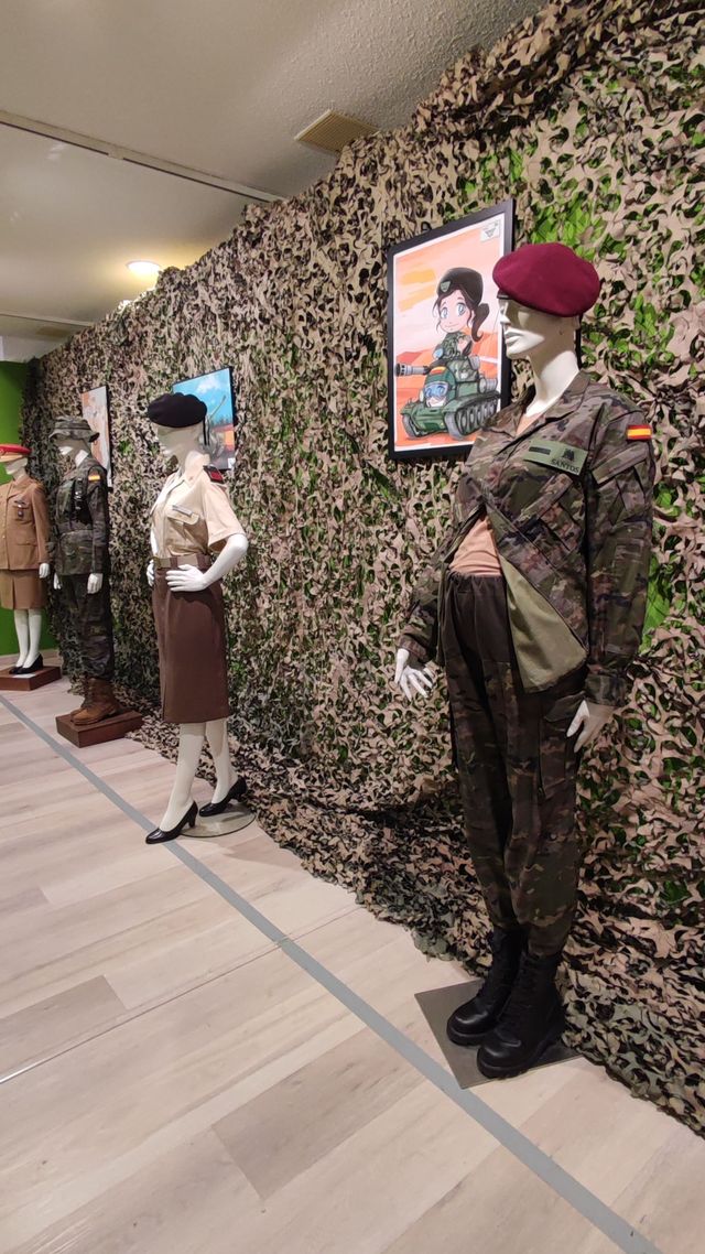 Fotografía 14 de 74 de la exposición «Mujer y Guardia Civil» en Zaragoza