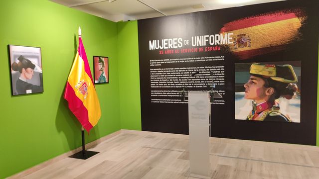 Fotografía 35 de 74 de la exposición «Mujer y Guardia Civil» en Zaragoza
