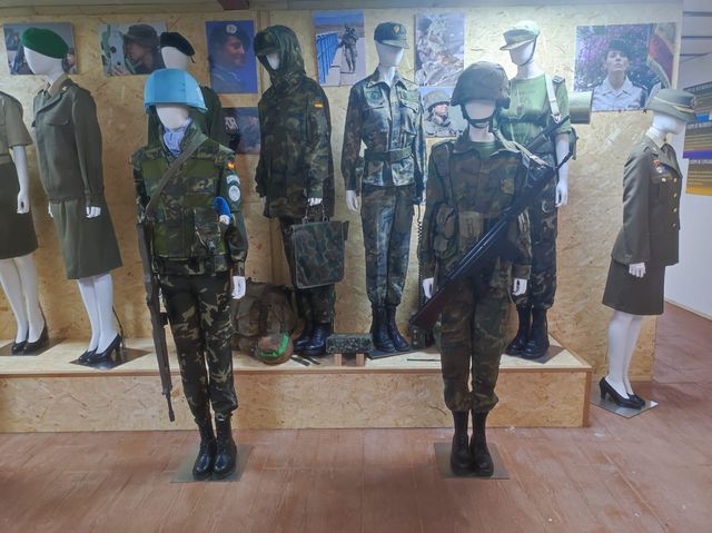 Fotografía 41 de 72 de la exposición «Mujer y Guardia Civil» en Navaleno (Soria)