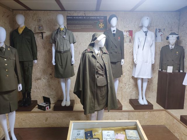 Fotografía 62 de 72 de la exposición «Mujer y Guardia Civil» en Navaleno (Soria)
