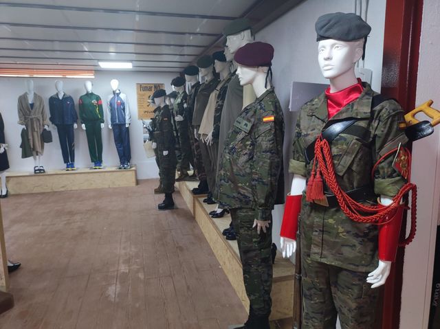 Fotografía 70 de 72 de la exposición «Mujer y Guardia Civil» en Navaleno (Soria)