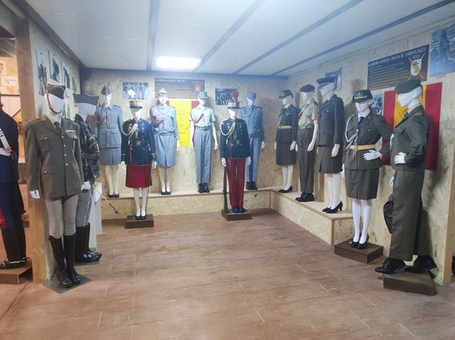 Fotografía 72 de 72 de la exposición «Mujer y Guardia Civil» en Navaleno (Soria)