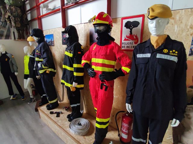 Fotografía 3 de 72 de la muestra de la exposición «Mujer y Guardia Civil»