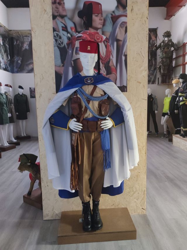 Fotografía 14 de 72 de la muestra de la exposición «Mujer y Guardia Civil»