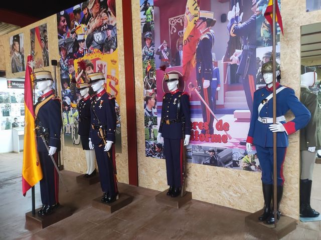 Fotografía 19 de 72 de la muestra de la exposición «Mujer y Guardia Civil»