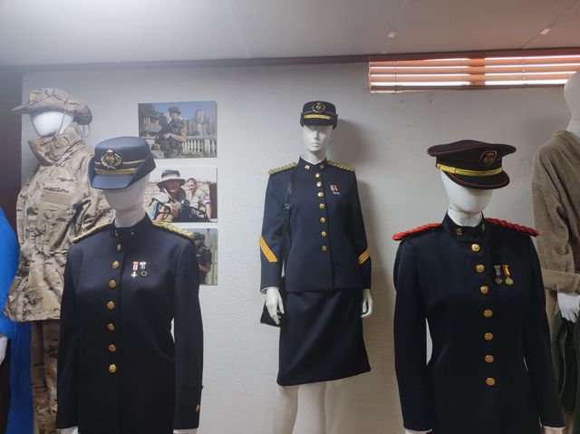 Fotografía 28 de 72 de la muestra de la exposición «Mujer y Guardia Civil»